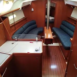 Cruising Boat For Up To 6 People In Masnou Badalona